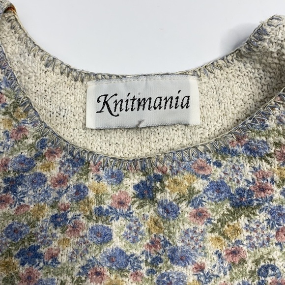 Vintage Knitmania Floral Short Sleeve Crop Top - Picture 3 of 7